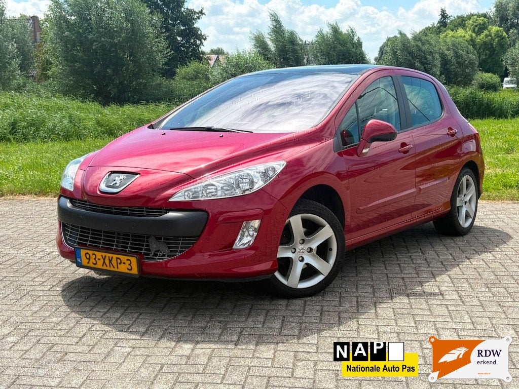 Peugeot 308 1.6 HDiF Signature / Leder / Pano (bj 2010), 1520 kg, Gebruikt, 4 cilinders, Bedrijf