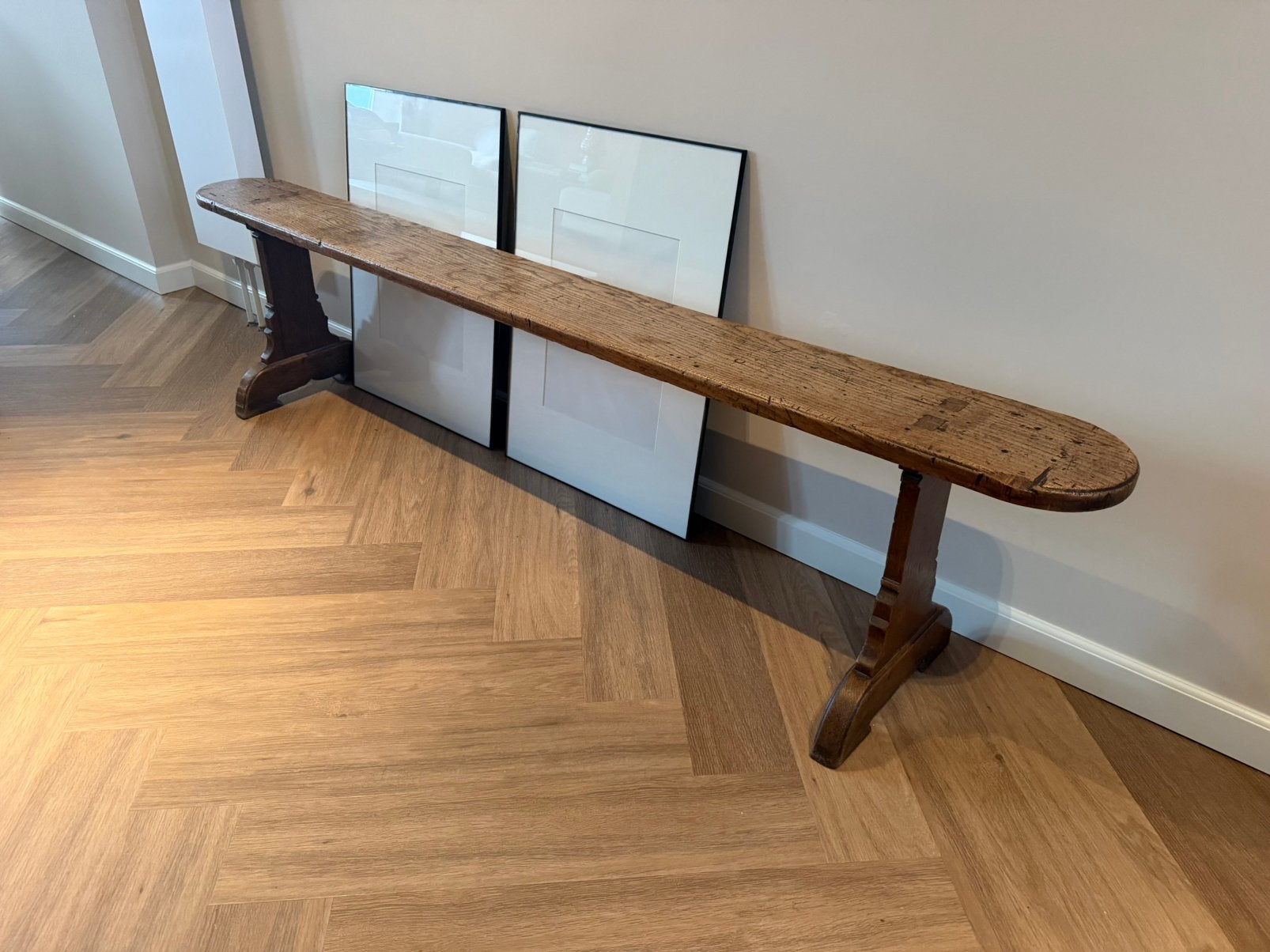 Stijlvol houten bankje, Antiek en Kunst, Antiek | Meubels | Stoelen en Banken, Ophalen of Verzenden