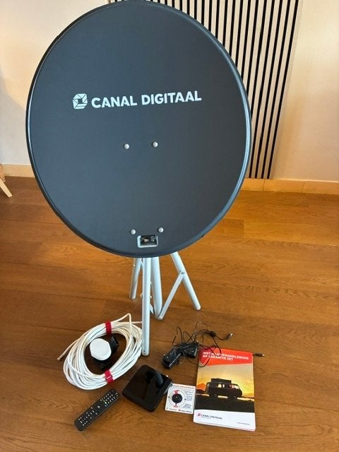 Canal Digitaal Complete Schotelset recreatieset, Ophalen, Nieuw
