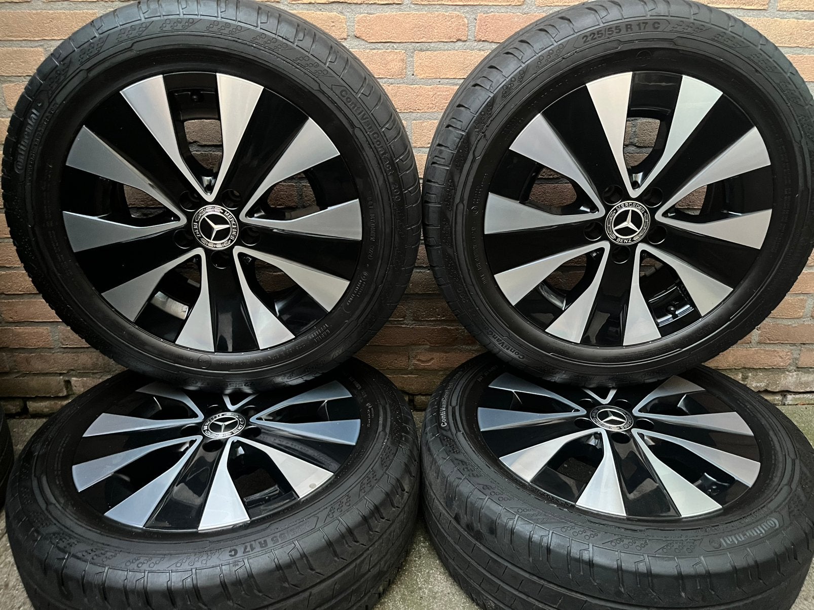 17” originele Mercedes Vito v-klasse EQV  Continentel zomer., Bestelwagen, Velg(en), Nieuw, 17 inch