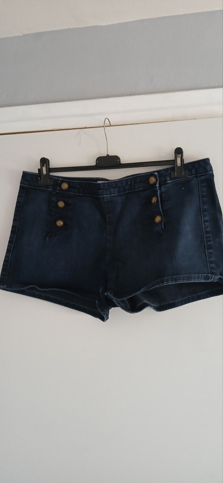 leuke dames korte broekje, Ophalen of Verzenden, Nieuw, Blauw, W28 - W29 (confectie 36)