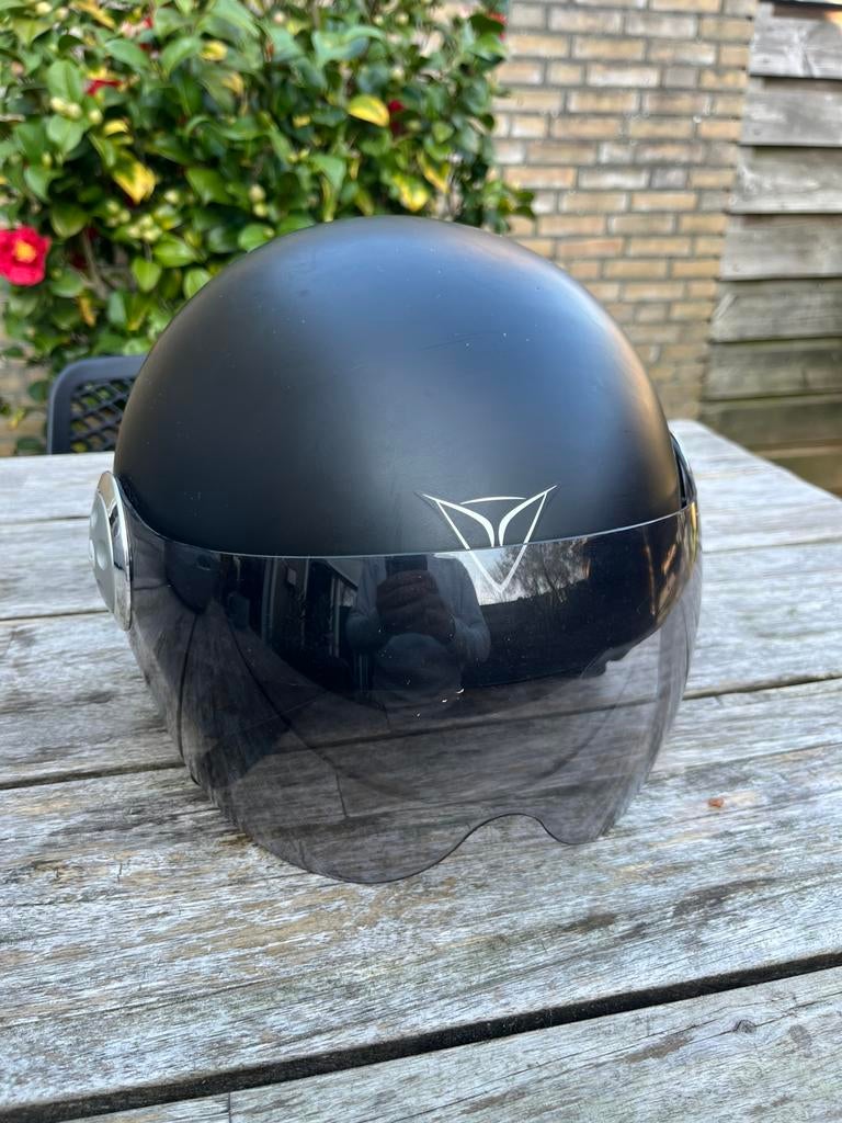 Helm van demm helmet, Fietsen en Brommers, Brommerhelmen, Ophalen of Verzenden, Zo goed als nieuw, Extra small of kleiner