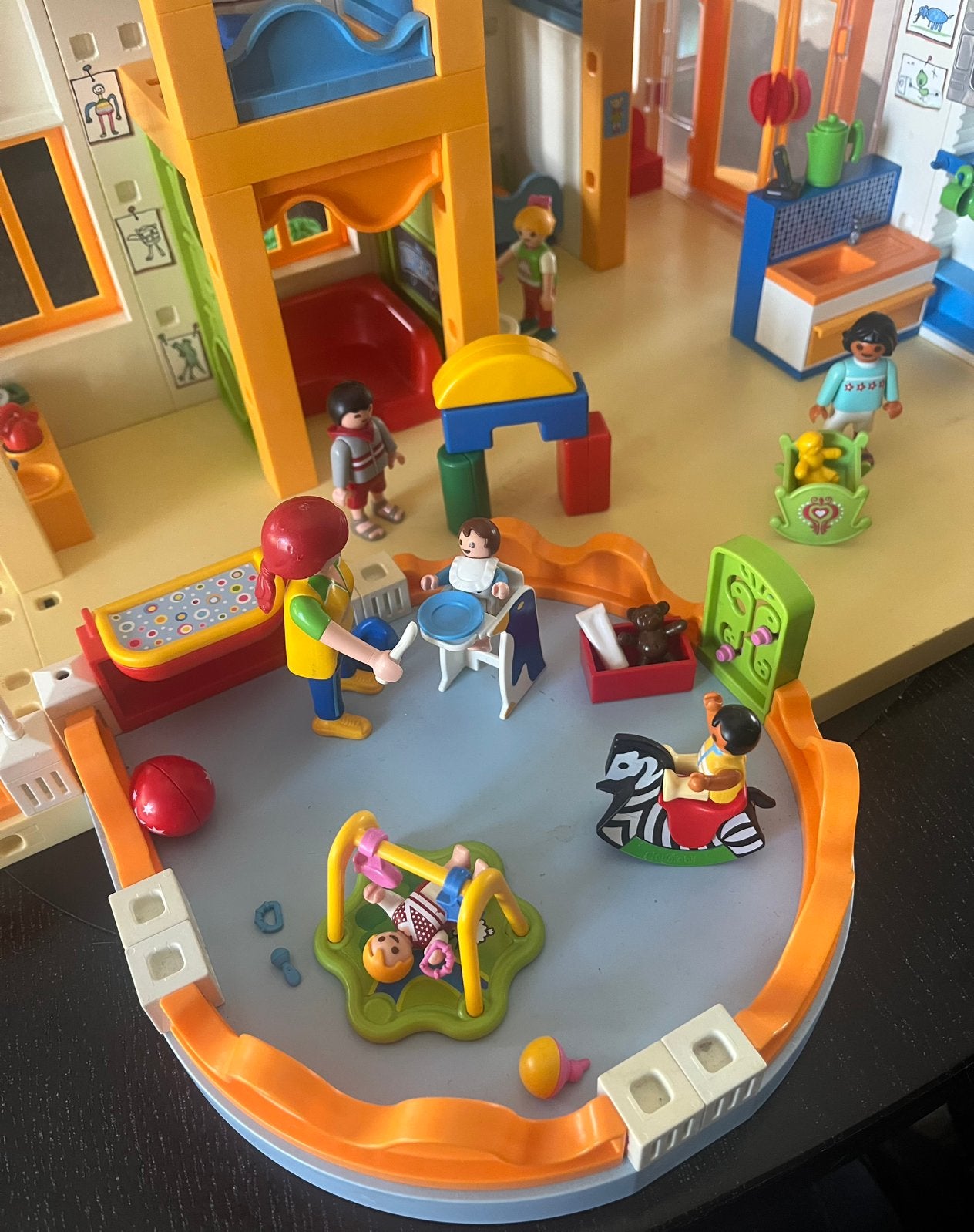 Foto 4 van Playmobil kinderdagverblijf + uitbreiding
