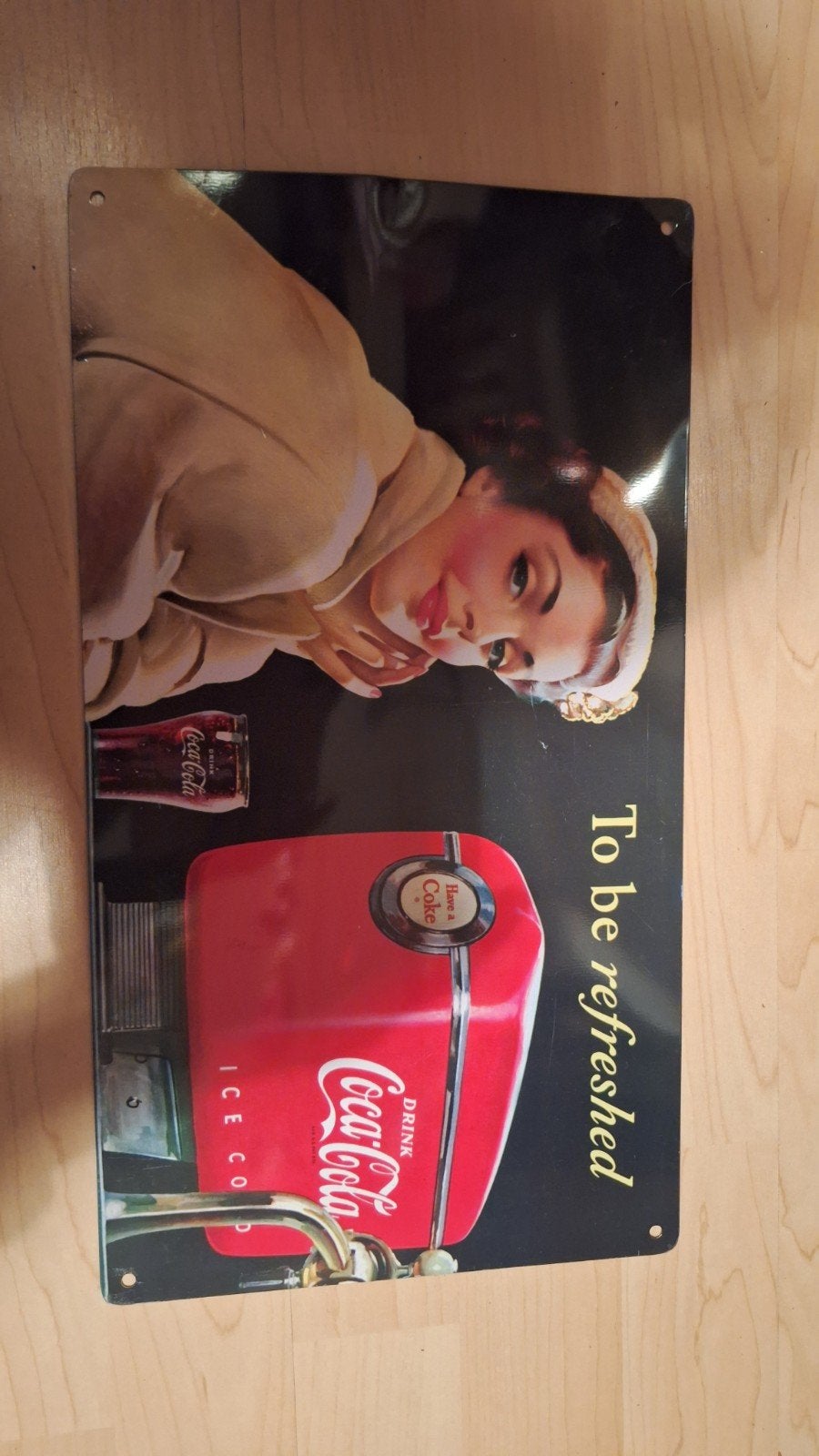 Vintage Coca-Cola reclamebord - 'To be refreshed', Verzamelen, Ophalen, Gebruikt, Reclamebord