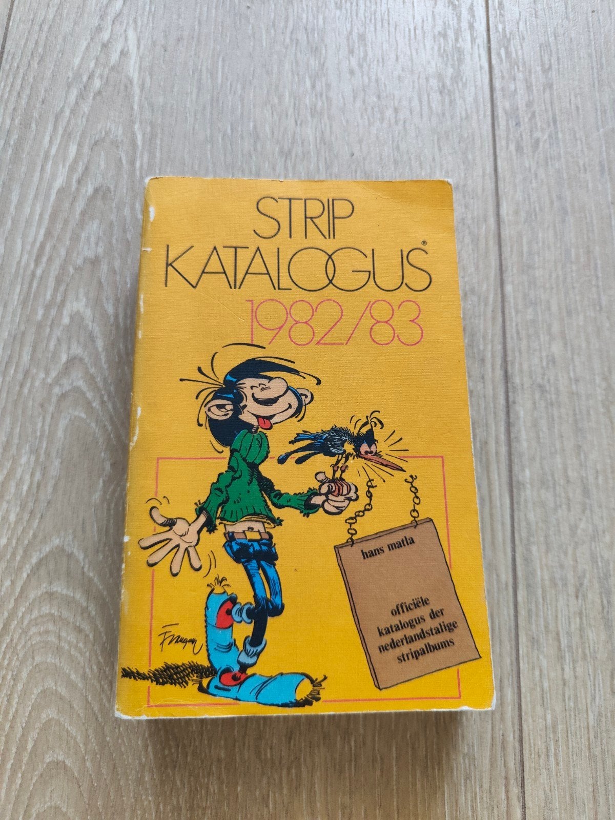 Stripcatalogus 1982/83, Gelezen, Ophalen of Verzenden, Overige onderwerpen, Geschikt voor kinderen