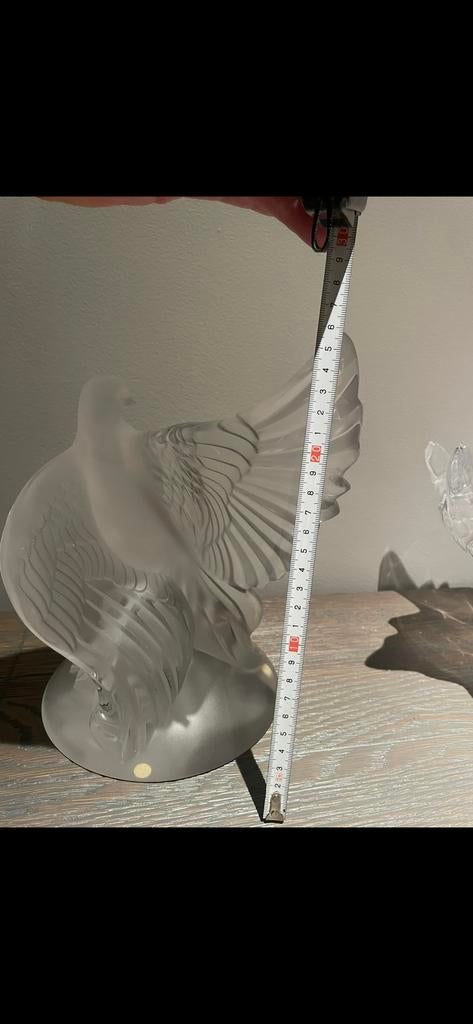 Lalique Duif - Prachtige gesatineerde kristallen sculptuur, Antiek en Kunst, Antiek | Glas en Kristal, Ophalen