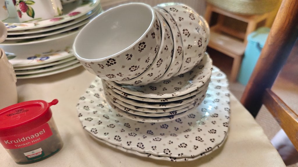 servies delen Johnson Brothers Mille Fleurs, Keramiek, Overige typen, Vintage, Ophalen of Verzenden