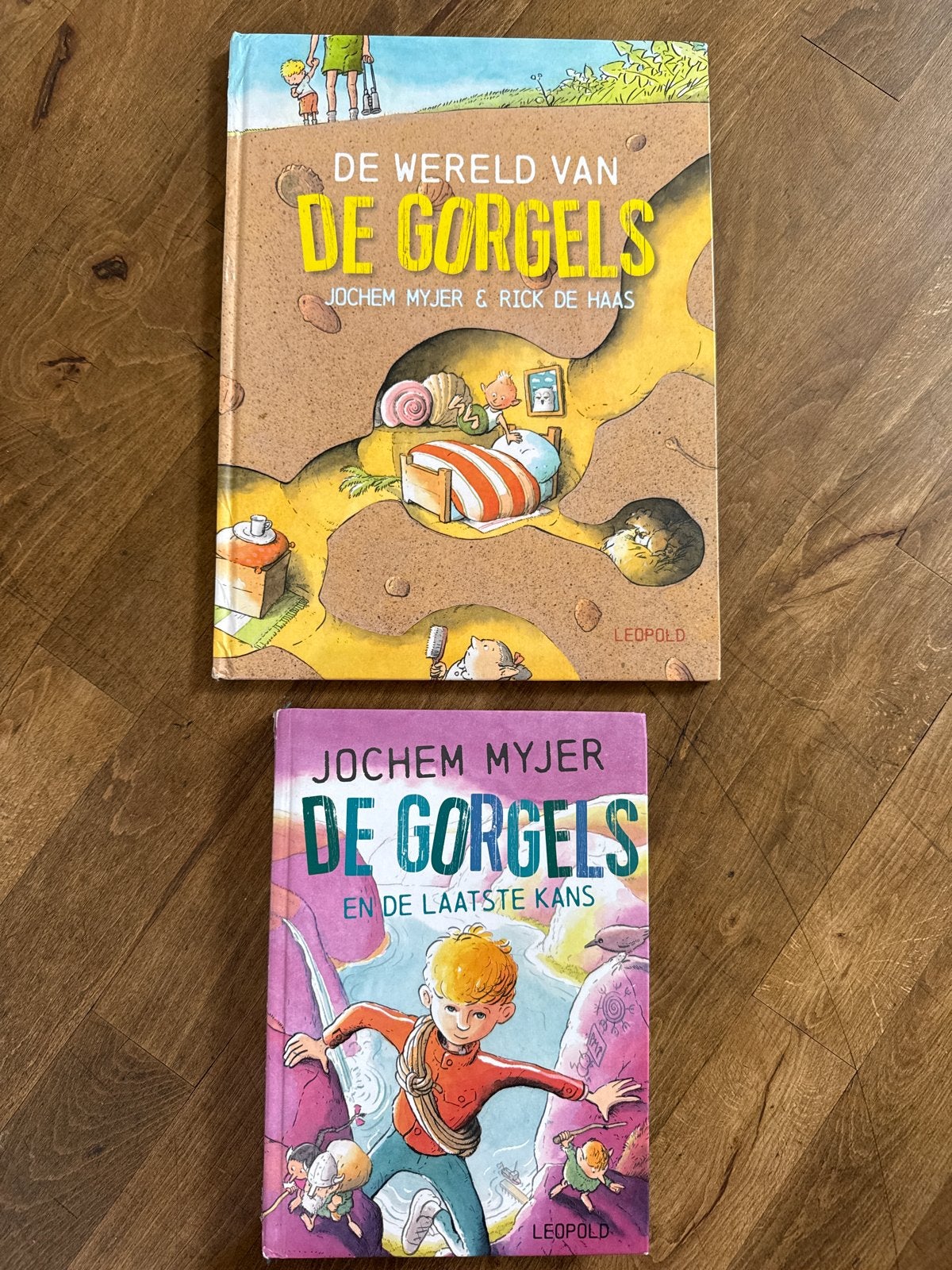 De Gorgels boeken: De Wereld van & En de Laatste Kans, Boeken, Ophalen of Verzenden, Gelezen, Fictie algemeen