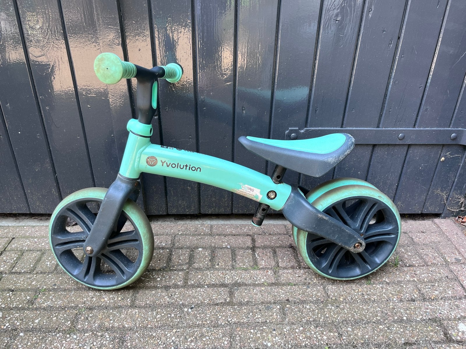 Yvolution Y Velo Junior Loopfiets - Mintgroen, Fietsen en Brommers, Fietsen | Kinderfietsjes, Ophalen of Verzenden, Gebruikt, Minder dan 16 inch