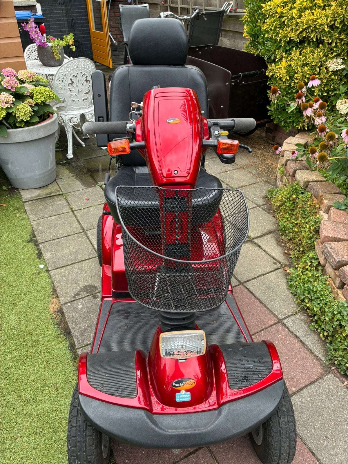 Scootmobiel rood met lader en 2 gel accu’s, Ophalen, Gebruikt, Overige merken
