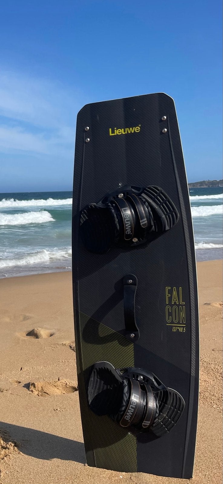 Lieuwe Falcon Limited Edition 137x40.5 Carbon Twintip, Twintip, Ophalen of Verzenden, Gebruikt, Kiteboard