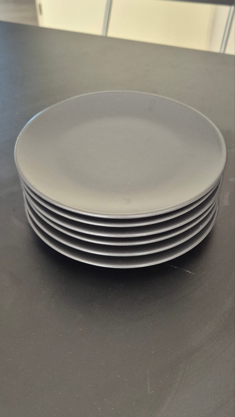 IKEA FÄRGKLAR ontbijt borden set 6 stuks antraciet, Gebruikt, IKEA, Ophalen of Verzenden, Bord(en)