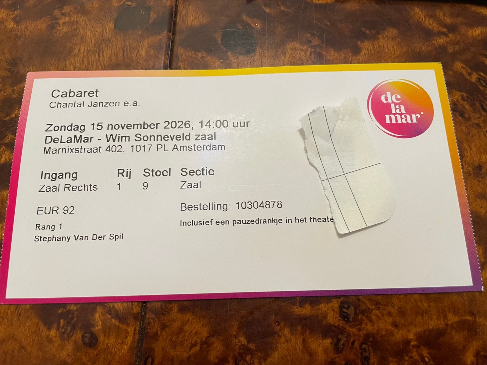 Cabaret de musical rij 1 stoel 9 1 kaartje te koop, Tickets en Kaartjes, Eén persoon, November