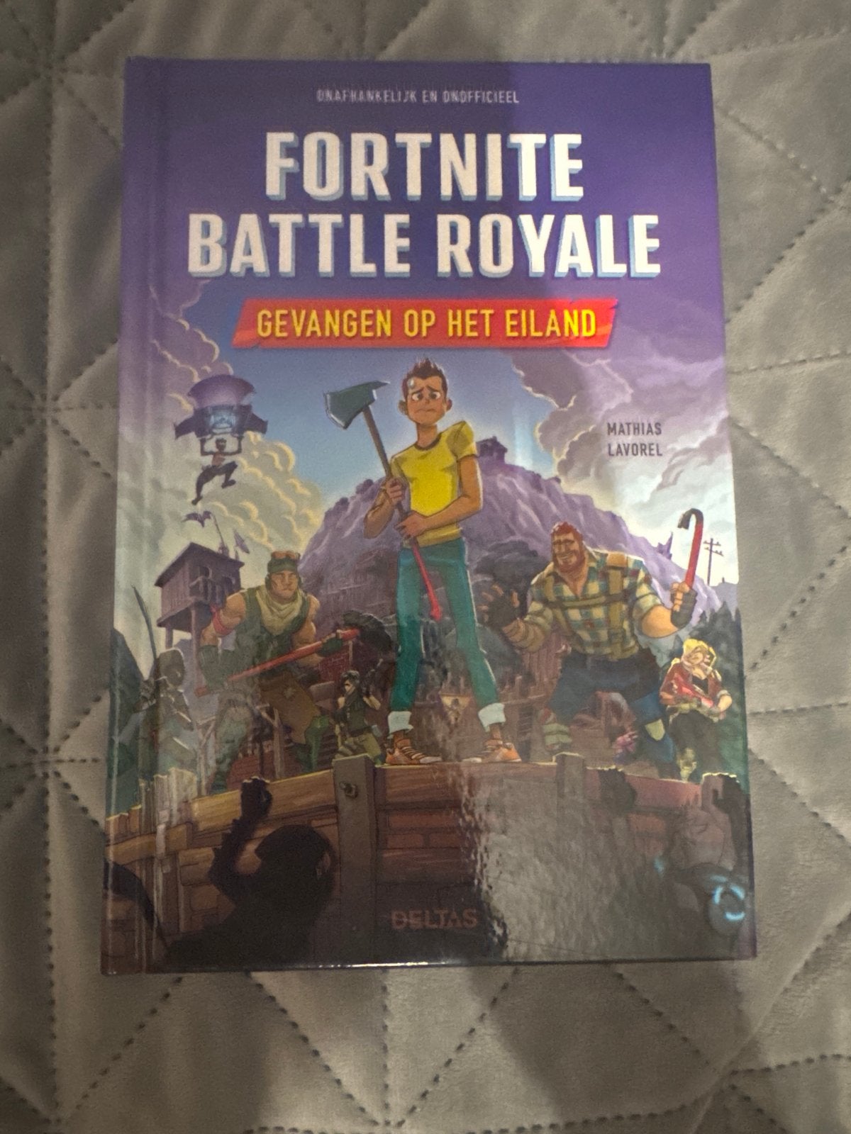 Fortnite Battle Royale: Gevangen op het Eiland - Boek, Ophalen of Verzenden, Zo goed als nieuw, Fictie