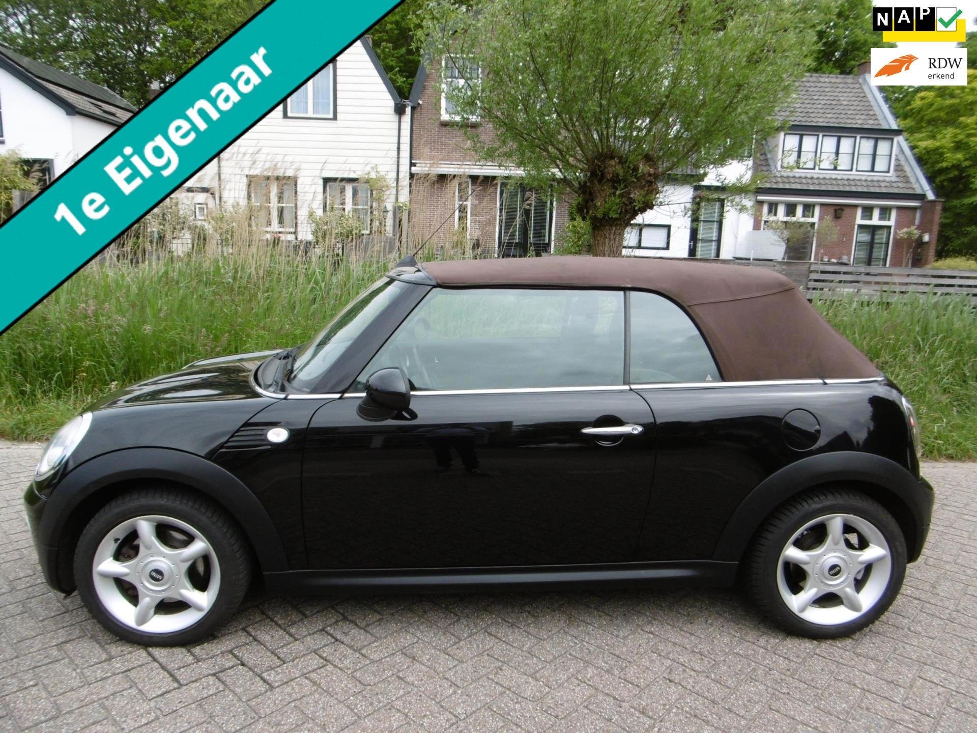 Mini Mini Cabrio 1.6 Cooper Airco Cruise 120pk Elektr. kap 1, Auto's, Dealer onderhouden, Stof, Gebruikt, 4 cilinders