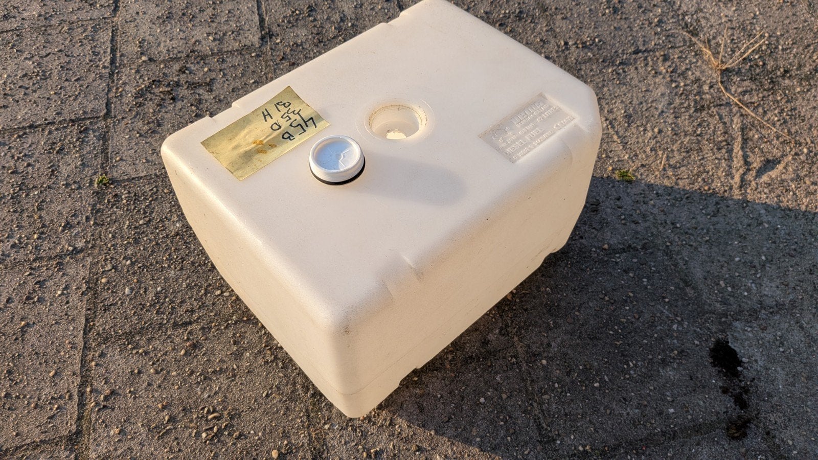 Brandstoftank, watertank Vetus 42 ltr nieuw, Watersport en Boten, Bootonderdelen, Ophalen of Verzenden, Nieuw, Zeilboot of Motorboot