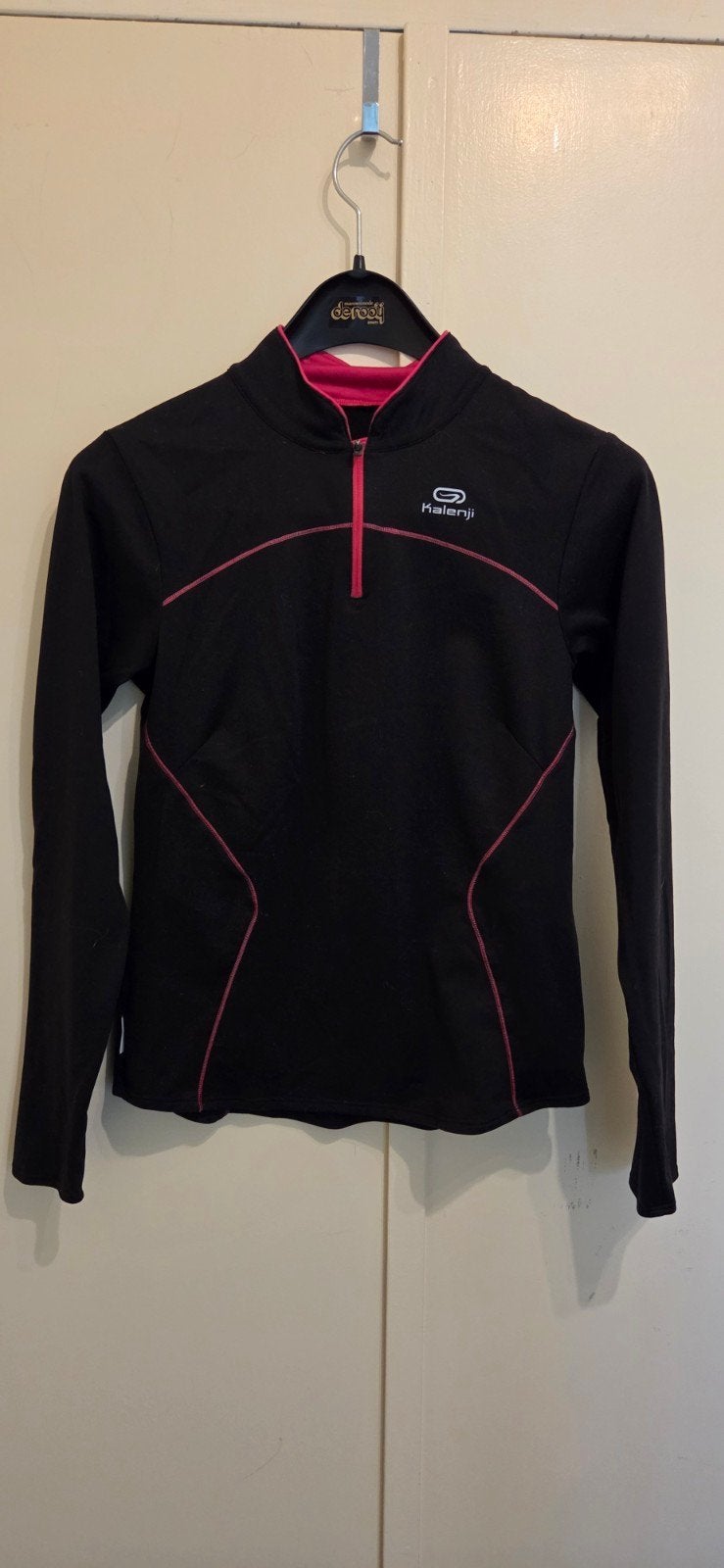 Kalenji sportshirt zwart met roze details, Maat 38/40 (M), Zwart, Kalenji, Ophalen of Verzenden