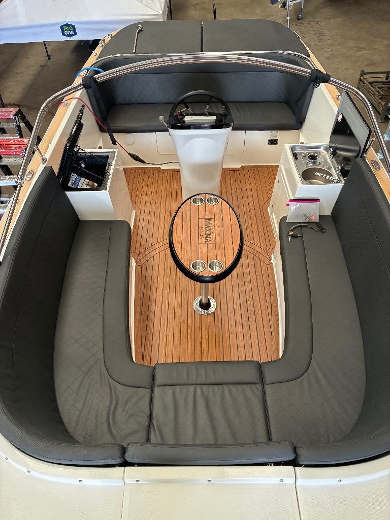 Foto 7 van maxima 720 retro tender