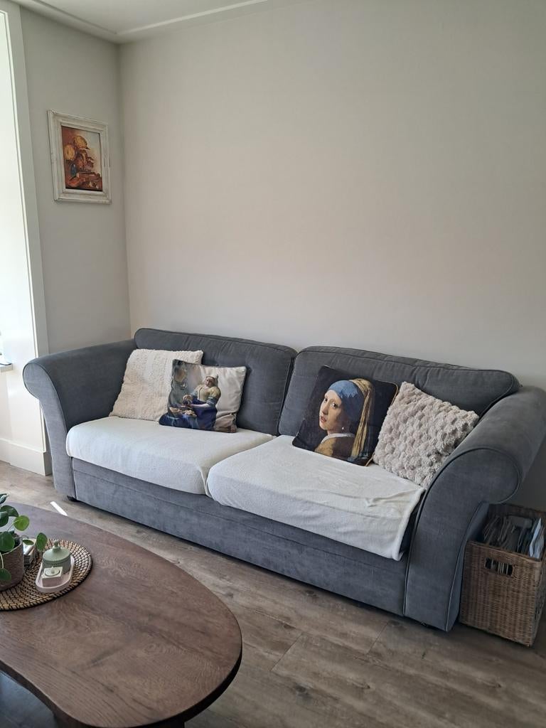 Comfortabele grijze driezitsbank, Ophalen, Gebruikt, Driepersoons, 75 tot 100 cm