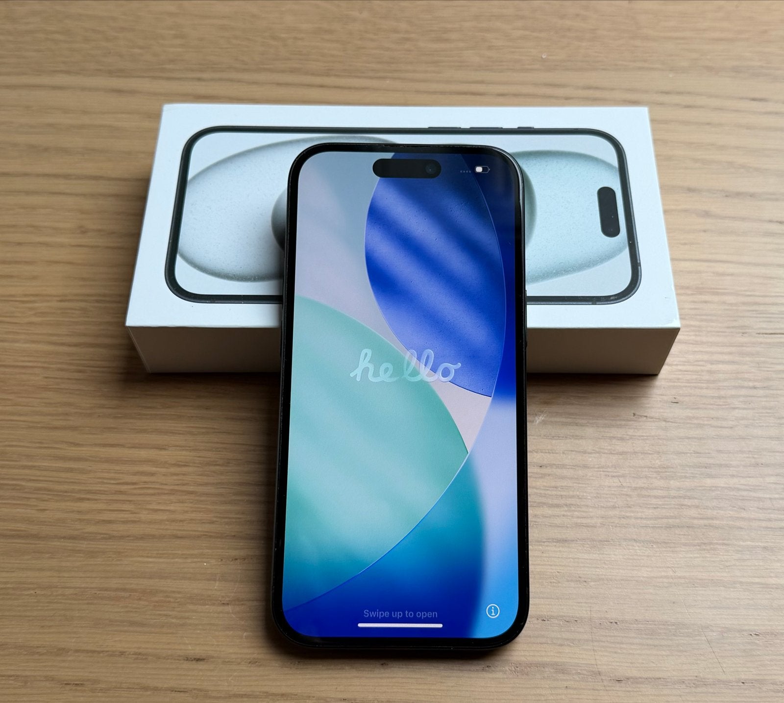 iPhone 15 Zwart 256GB z.g.a.n. + Topeak Ridecase hoesje, Telecommunicatie, IPhone 15, Zwart, Zo goed als nieuw, Ophalen