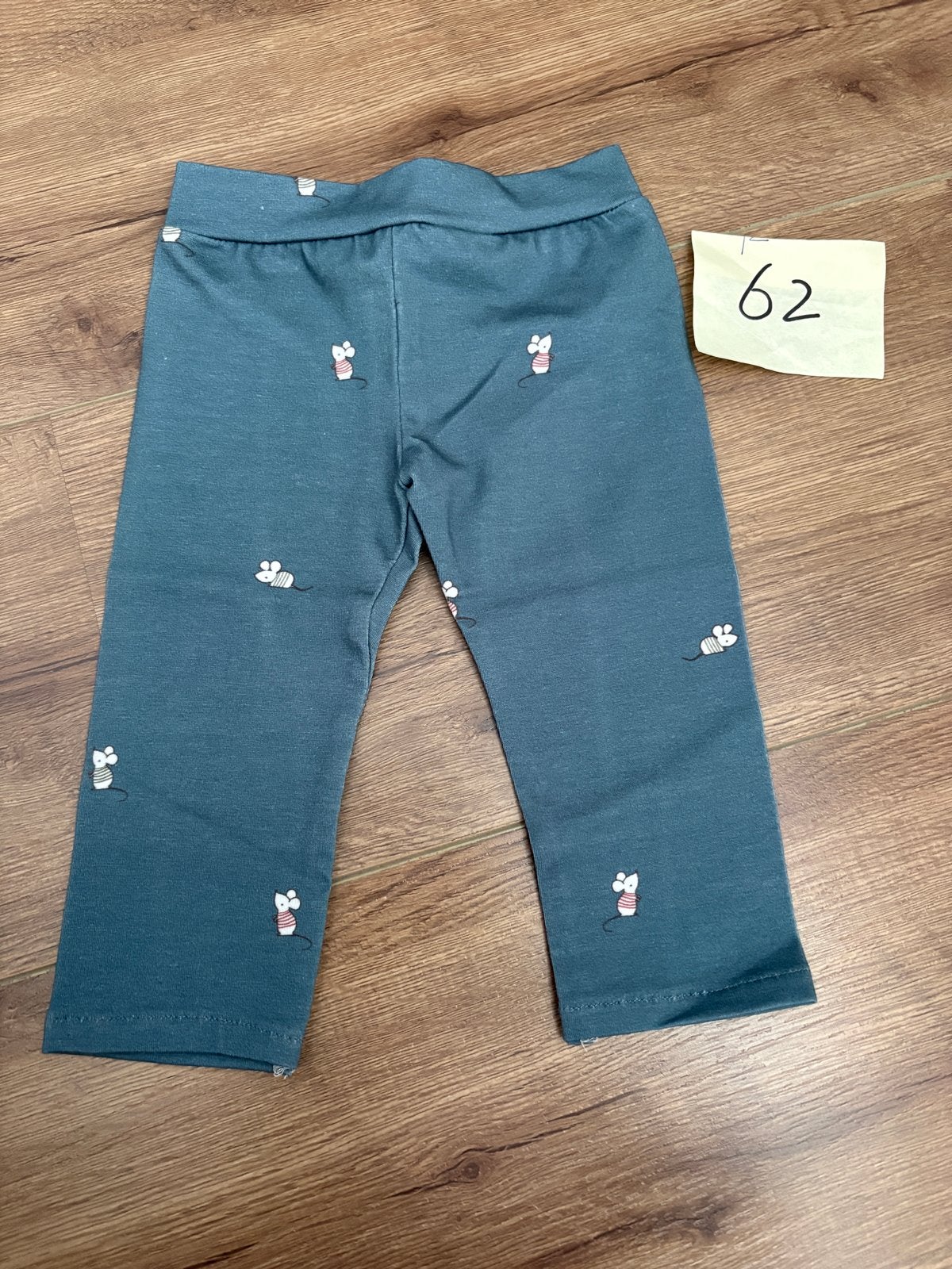 Handgemaakt broekje met muisjes - Maat 62, Kinderen en Baby's, Ophalen of Verzenden, Nieuw, Jongetje, Broekje