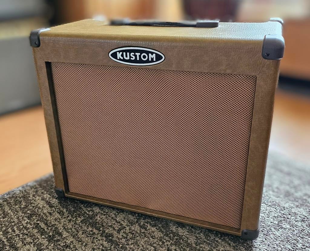 Kustom Sienna 65 akoestische 2-kanaals gitaarversterker, Ophalen, Zo goed als nieuw, 100 watt of meer