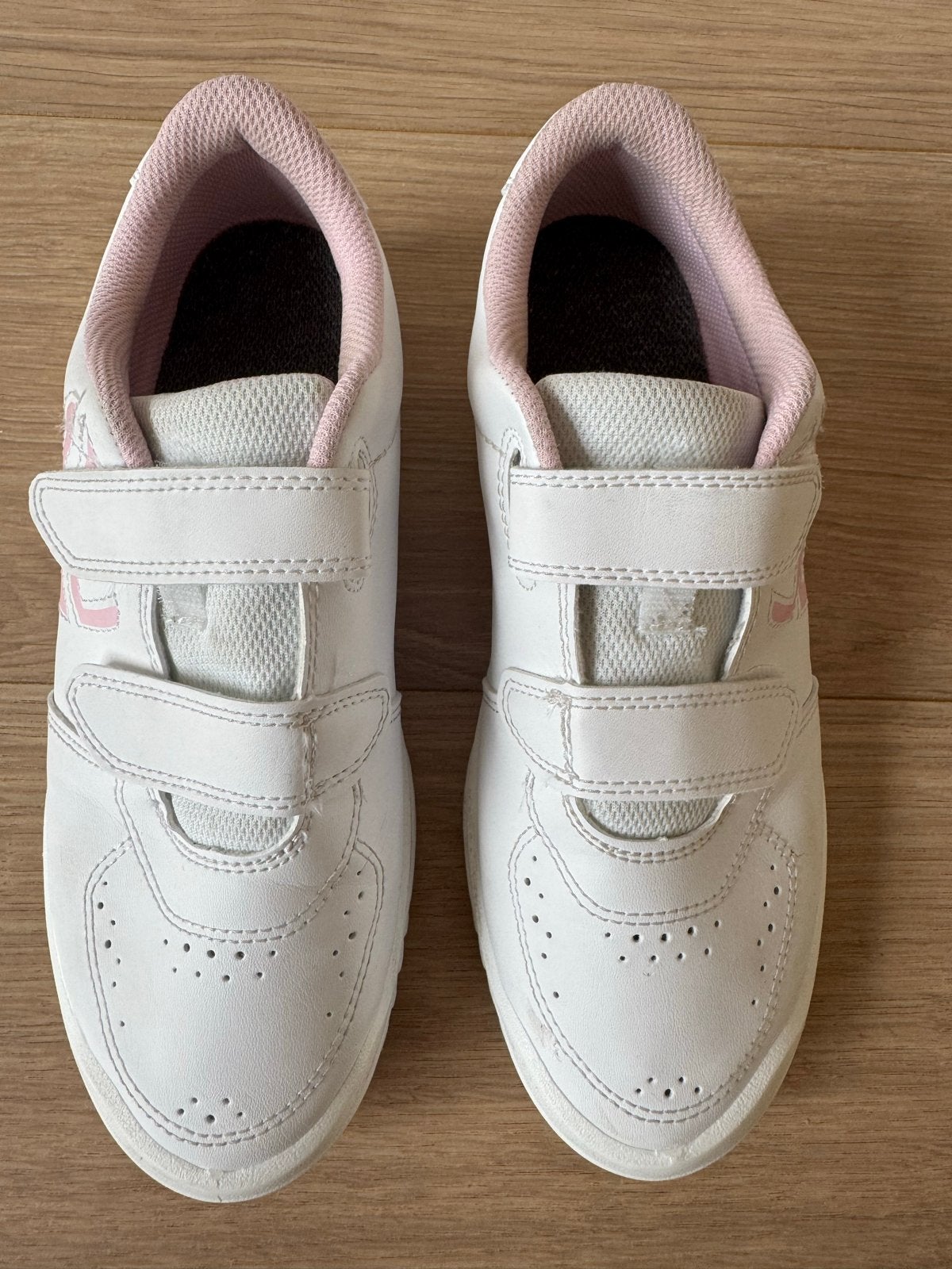 Decathlon gymschoenen maat 38 - fris en klaar voor gebruik, Gebruikt, Meisje, Sportschoenen, Ophalen of Verzenden