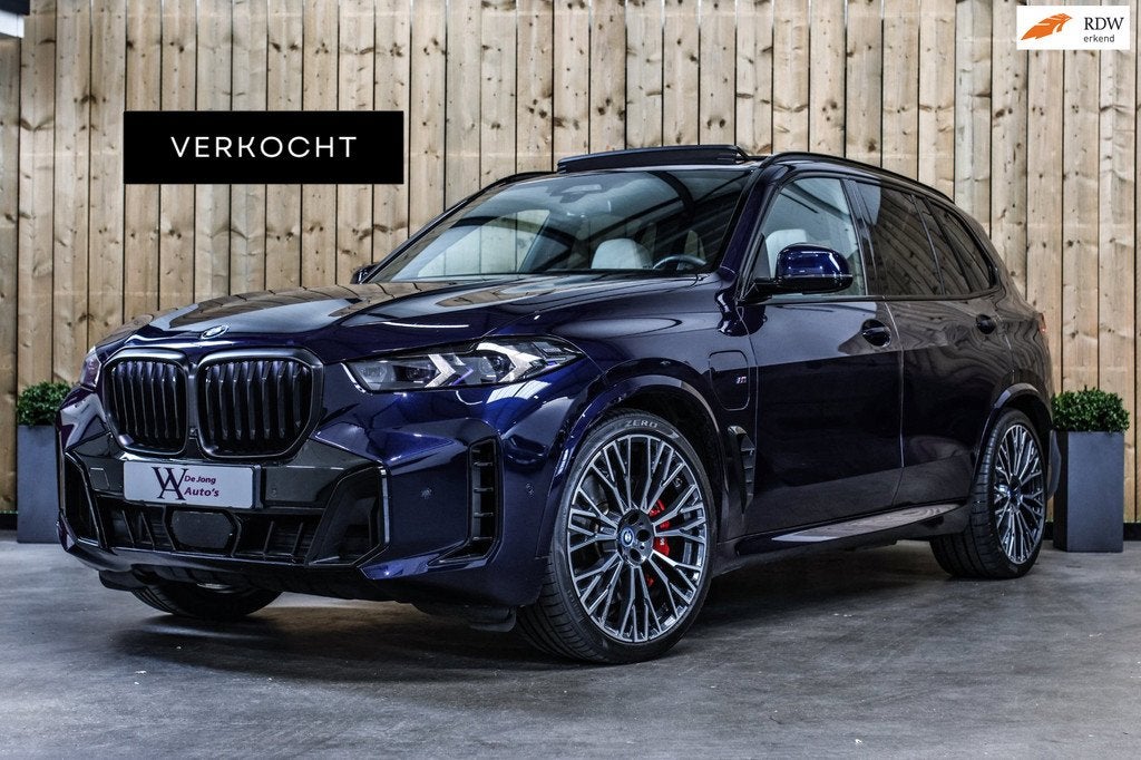 BMW X5 XDrive50e M-Sport Pro *Sky-Lounge*B&W*Soft-Close*Mass, Gebruikt, X5, 2395 kg, Blauw