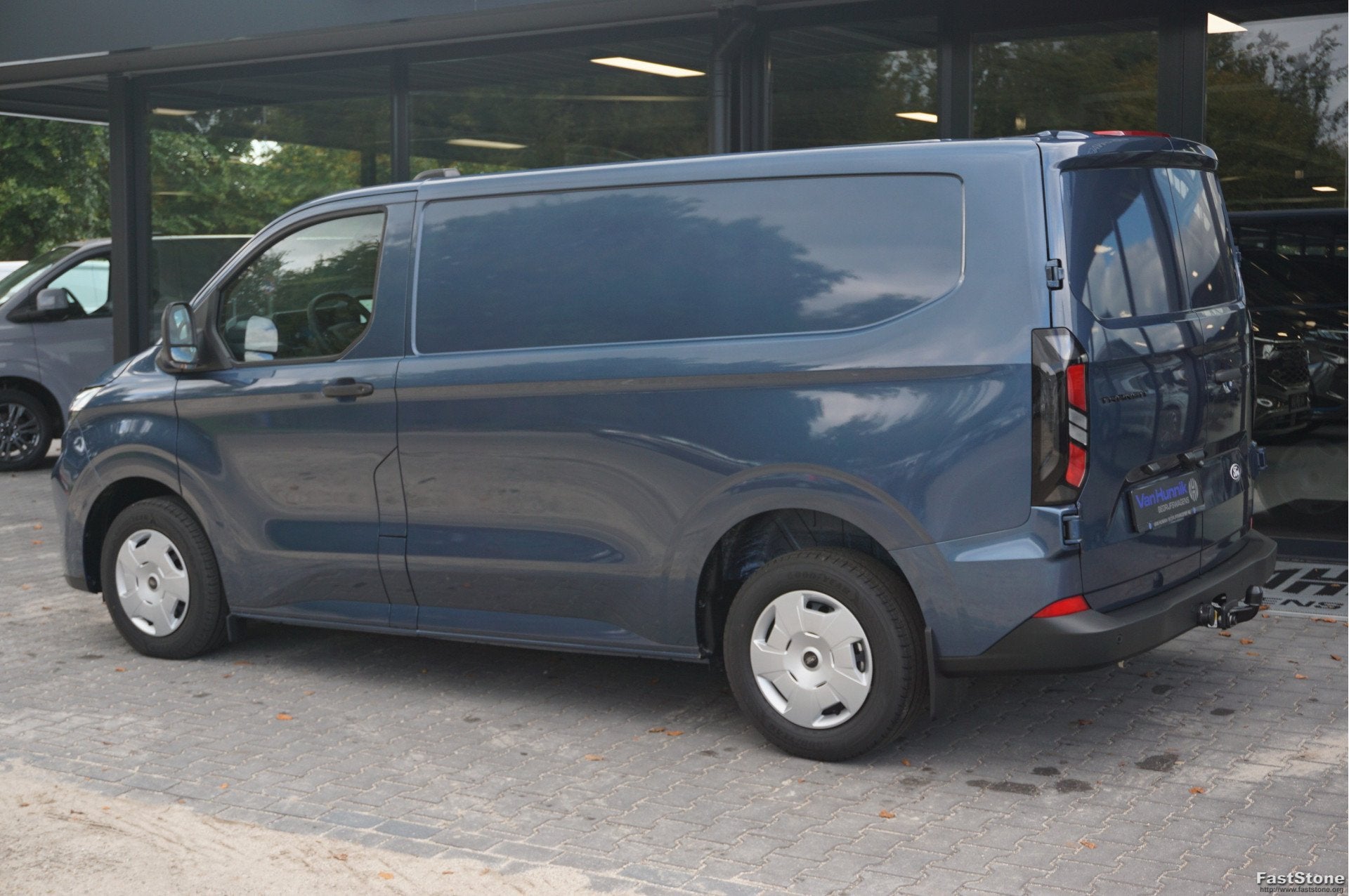 Ford Transit Custom 280S 110PK Trend BPM VRIJ! Navi, Camera,, Voorwielaandrijving, Gebruikt, 4 cilinders, 2000 kg