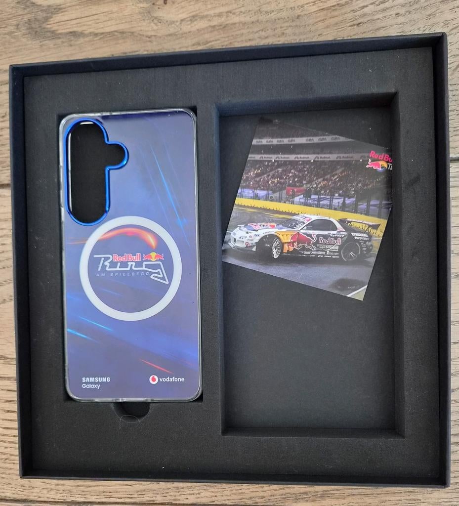 Samsunghoesje Galaxy S26 Redbull Racing limited edition, Ophalen of Verzenden