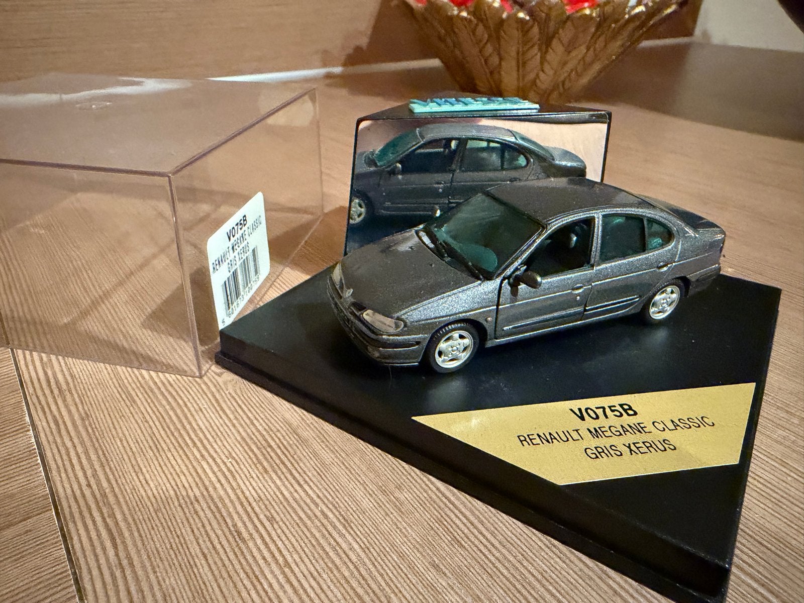 Renault Megane Classic 1:43 Vitesse - Nieuw in doos, Hobby en Vrije tijd, Ophalen of Verzenden, Nieuw, Auto, Overige merken