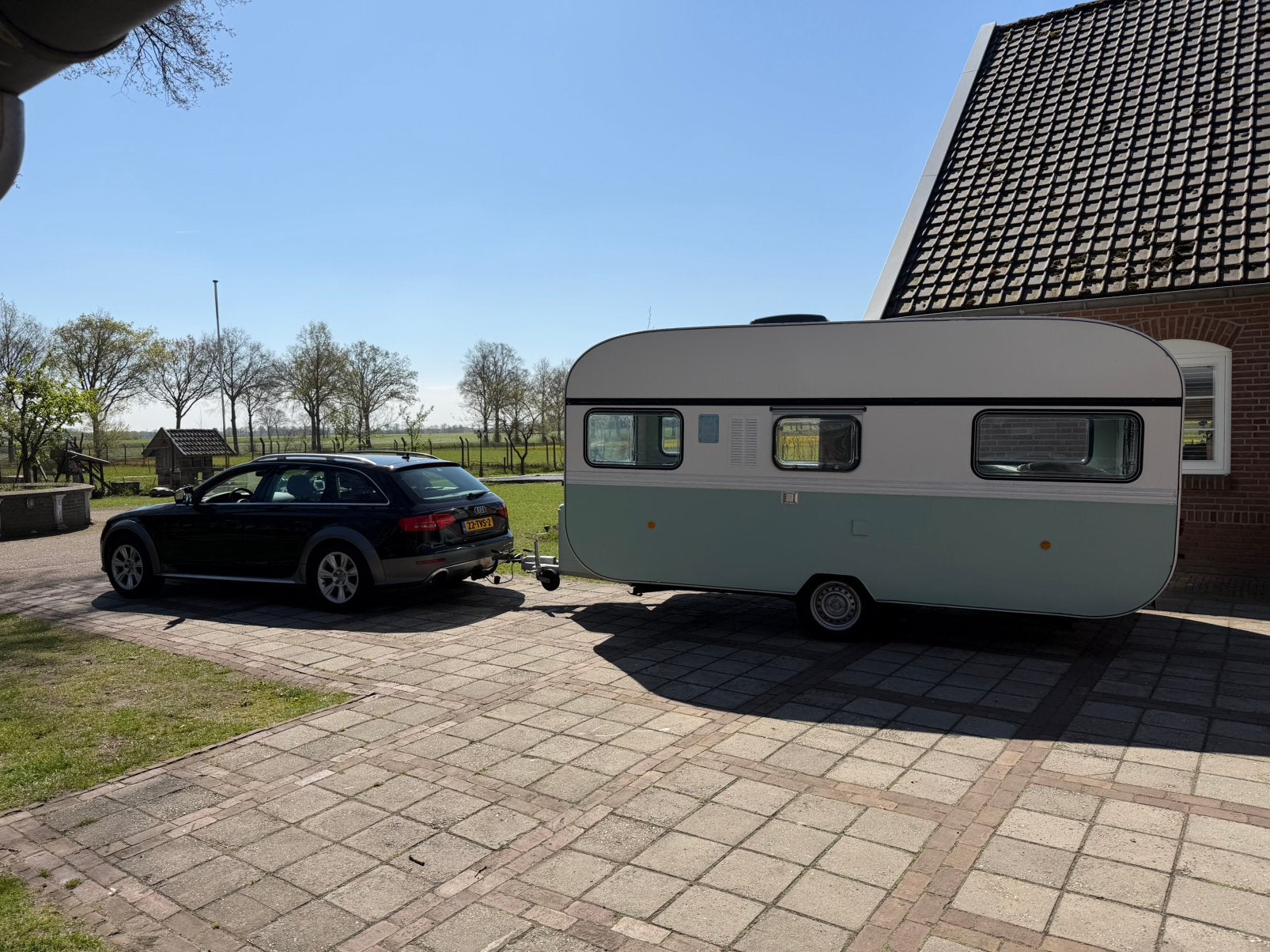 Unieke Knaus Südwind (1978)  | Instapklaar, Caravans en Kamperen, Caravans, Overige typen, 750 - 1000 kg, Particulier, 4 tot 5 meter