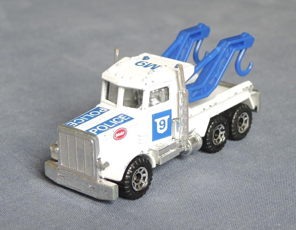 Matchbox nr. MB-61 - Peterbilt Wreck Truck Police, Ophalen of Verzenden, Gebruikt, Overige typen