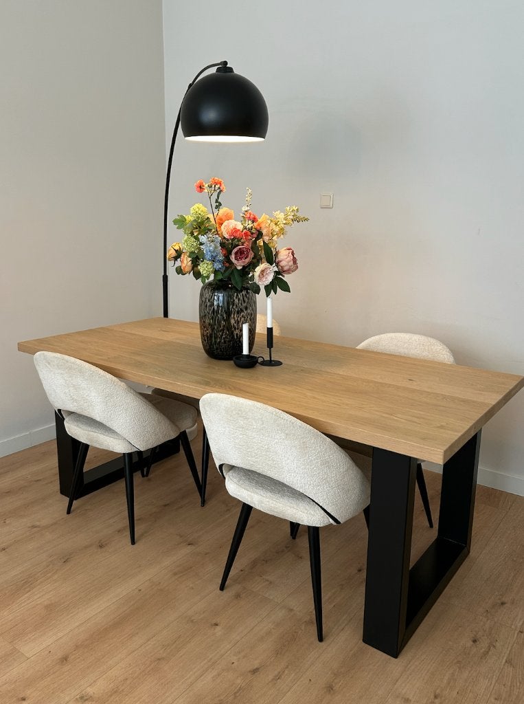 Eikenhouten eettafel Piet Klerkx