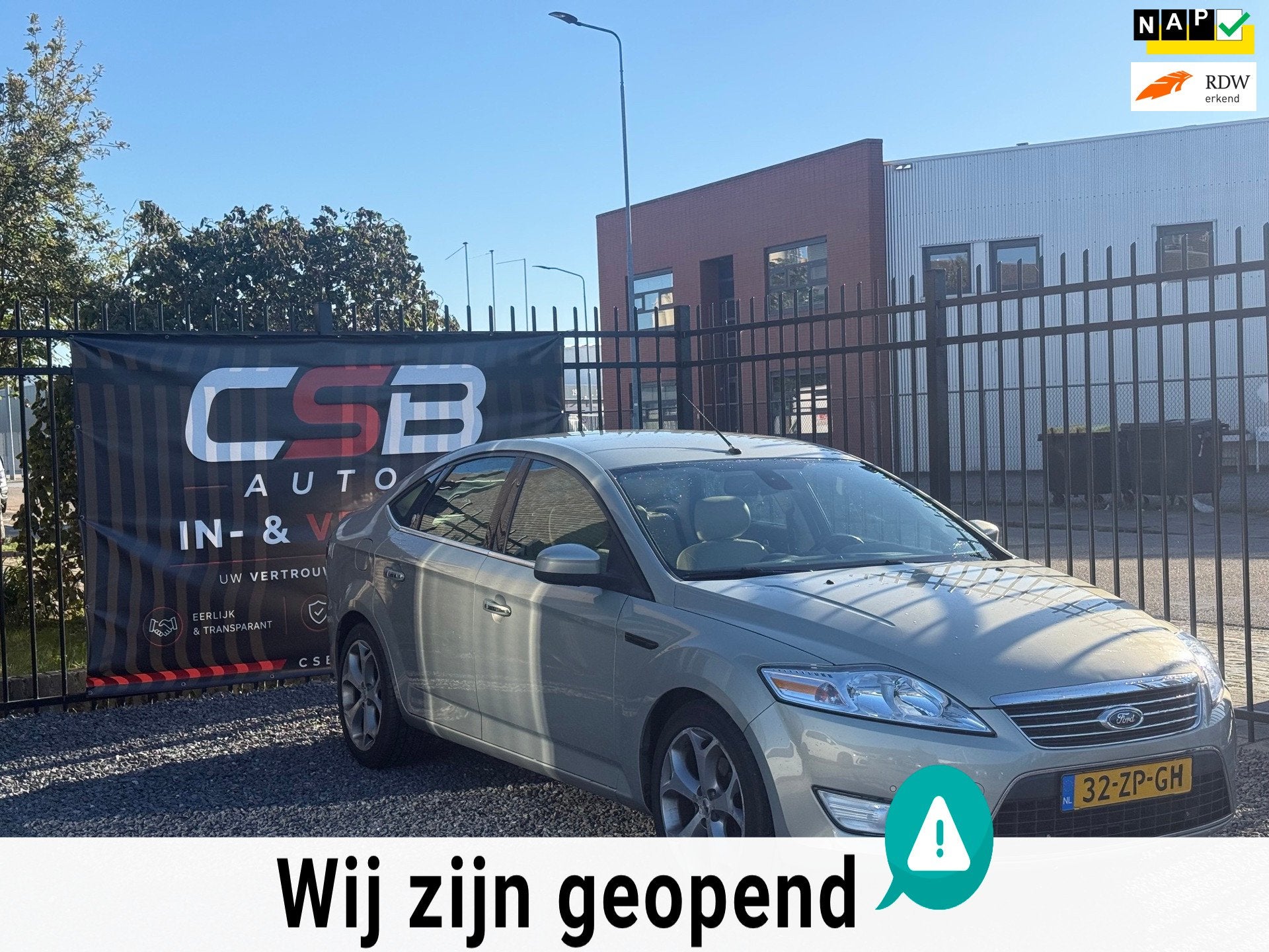 Ford Mondeo 2.3-16V Ghia AUTOMAAT!LEDER!NAVI!APK2027!KOOPJE!, Auto's, 1441 kg, 730 kg, Gebruikt, Beige