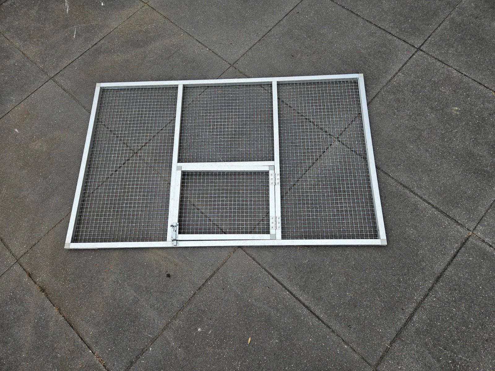 Aluminium gaaspaneel met deurtje, Ophalen