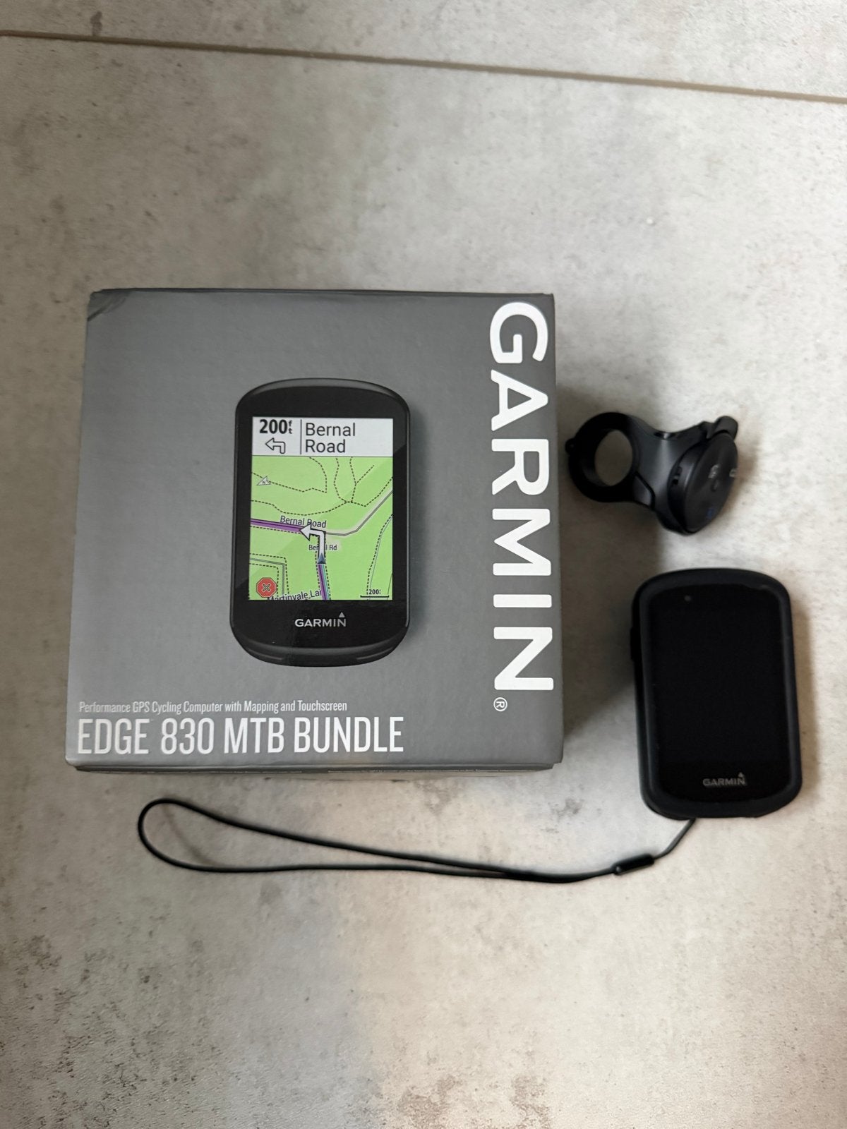 Garmin Edge 830 MTB Bundle GPS Fietscomputer, Fietsen en Brommers, Fietsaccessoires | Fietscomputers, Ophalen of Verzenden, GPS