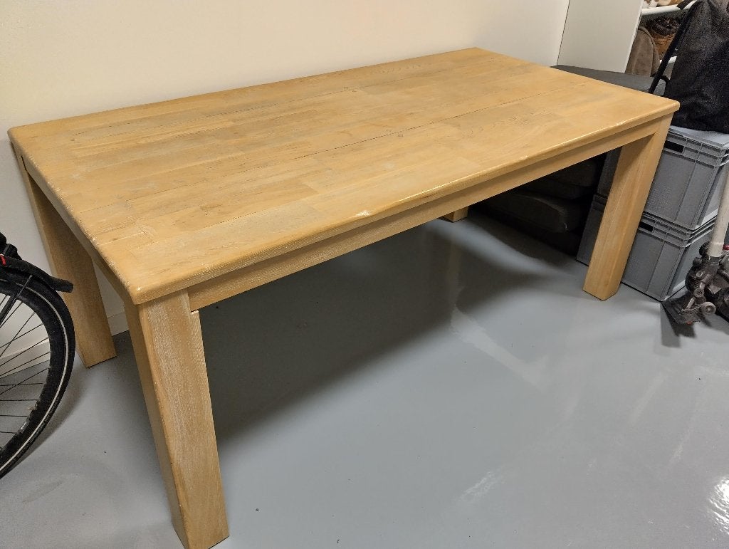 Massief houten eettafel (Cadro), Huis en Inrichting, Ophalen, Gebruikt, 50 tot 100 cm, 150 tot 200 cm