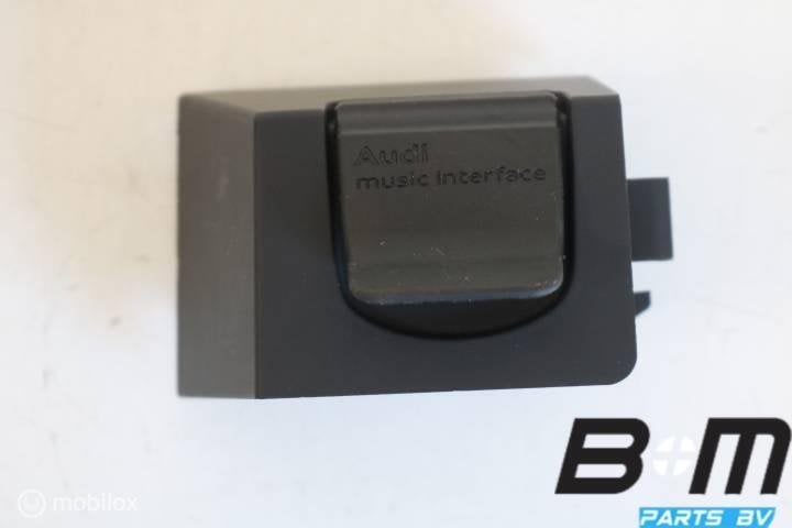 Afdekking aansluiting externe audiobron Audi A6 4G 4G0035909, Auto diversen, Autoradio's, Gebruikt