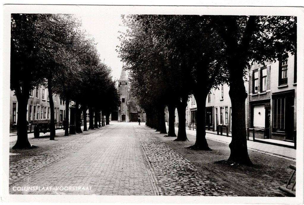 Colijnsplaat. Fotokaart van de Voorstraat., Ophalen of Verzenden, 1920 tot 1940, Ongelopen, Zeeland