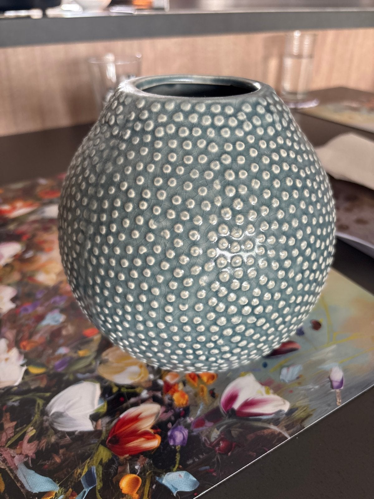 Decoratieve vaas met bubbeltextuur, Ophalen, Blauw, Aardewerk of Porselein, Zo goed als nieuw