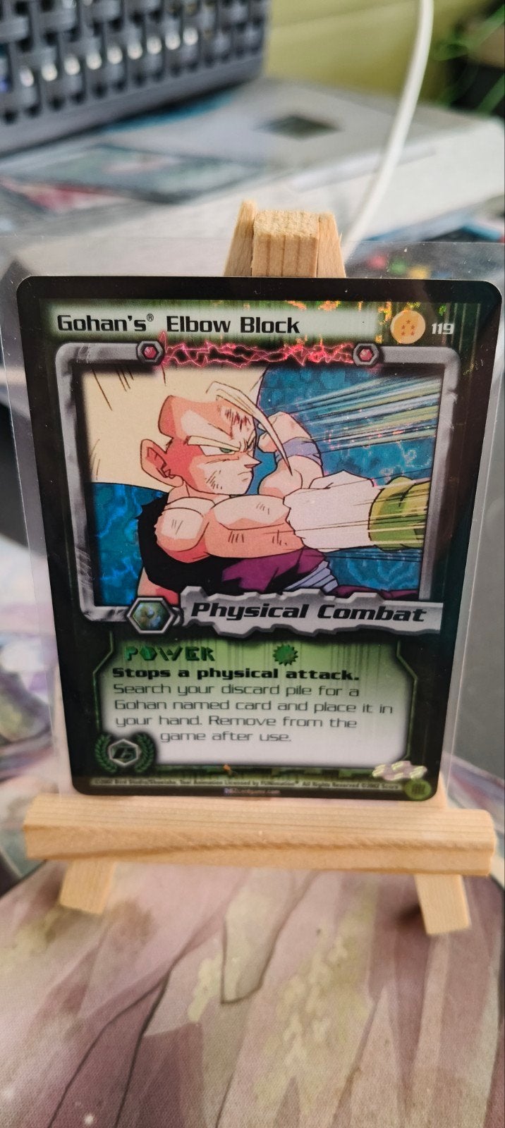 Dragon Ball Z Holograpic Gohan's Elbow Block Kaart, Ophalen of Verzenden, Zo goed als nieuw, Losse kaart, Foil