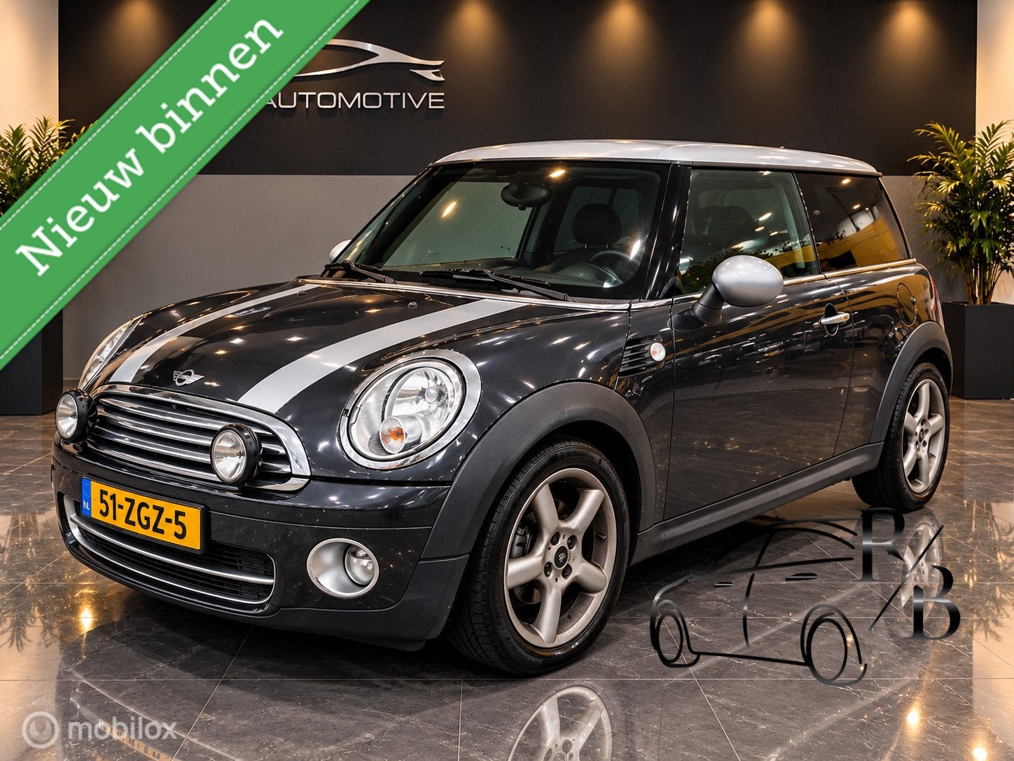 Mini Clubman 1.6 Cooper D LEER AC STOELVERWARMING KOOPJE!, Auto's, Voorwielaandrijving, Gebruikt, 4 cilinders, 4 stoelen