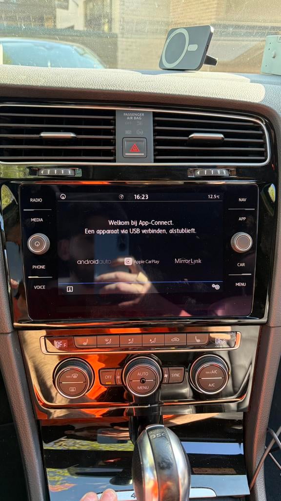Facelift volkswagen radio navigatie MIB2 CarPlay incl.Inbouw, Auto diversen, Autoradio's, Ophalen, Zo goed als nieuw, Vw, Vw
