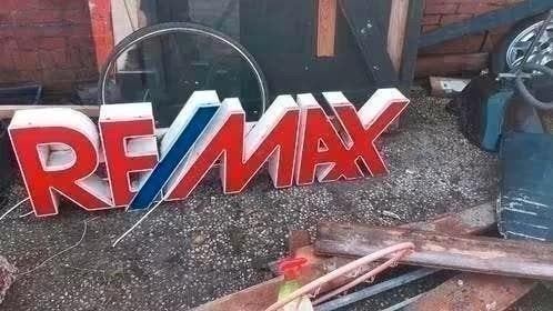 ReMax Lichtreclame, Ophalen of Verzenden