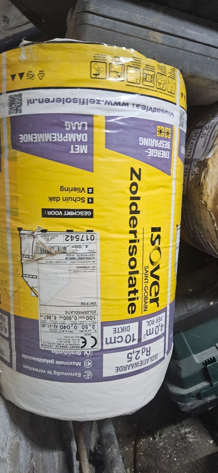 32 rollen zolderisolatie Isover, 10 cm dikte, Ophalen