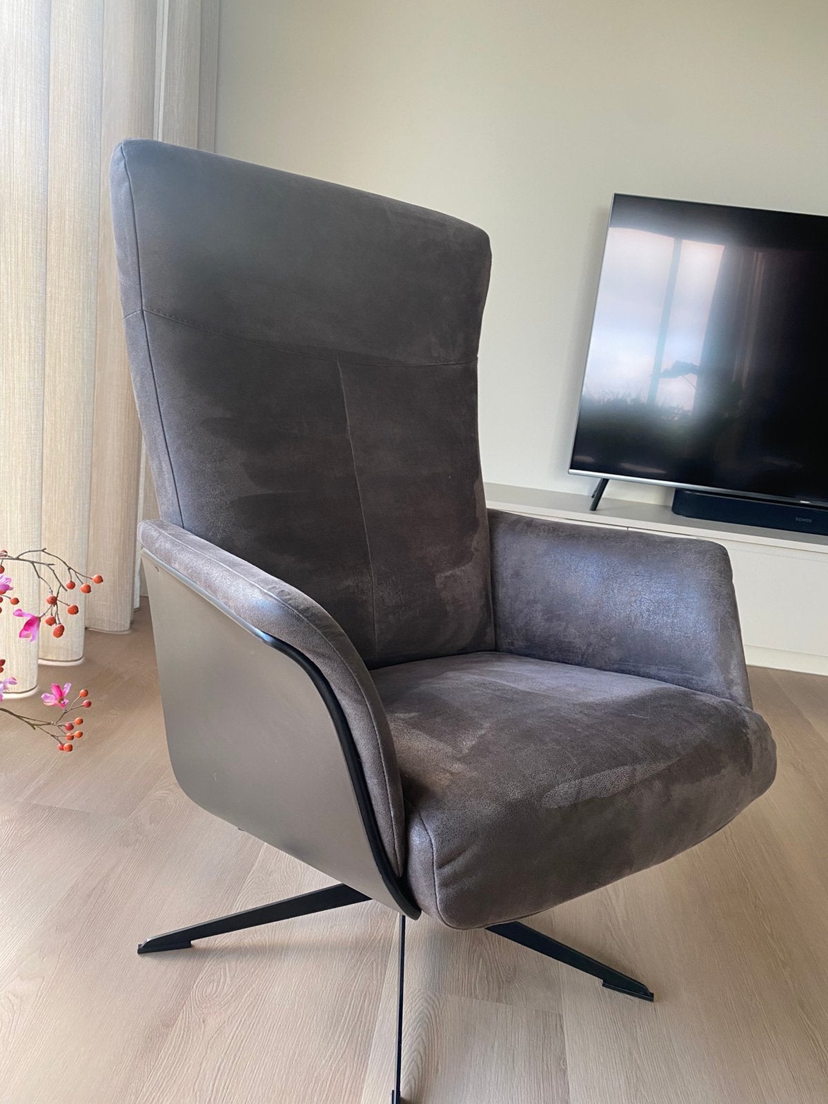 Stoere ruw leren comfort stoel met ligstand, Ophalen, Minder dan 75 cm, Leer, Zo goed als nieuw
