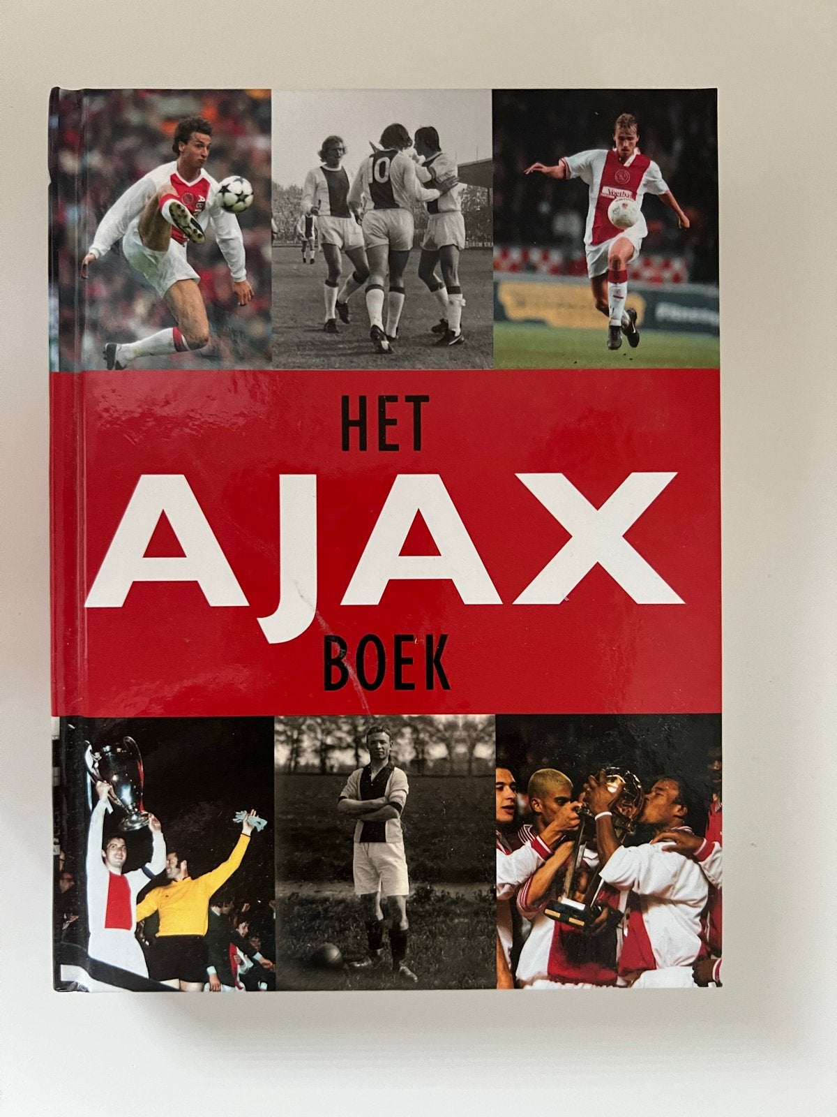 Het Ajax Boek - Geschiedenis van de club, Ophalen of Verzenden, Zo goed als nieuw, Balsport