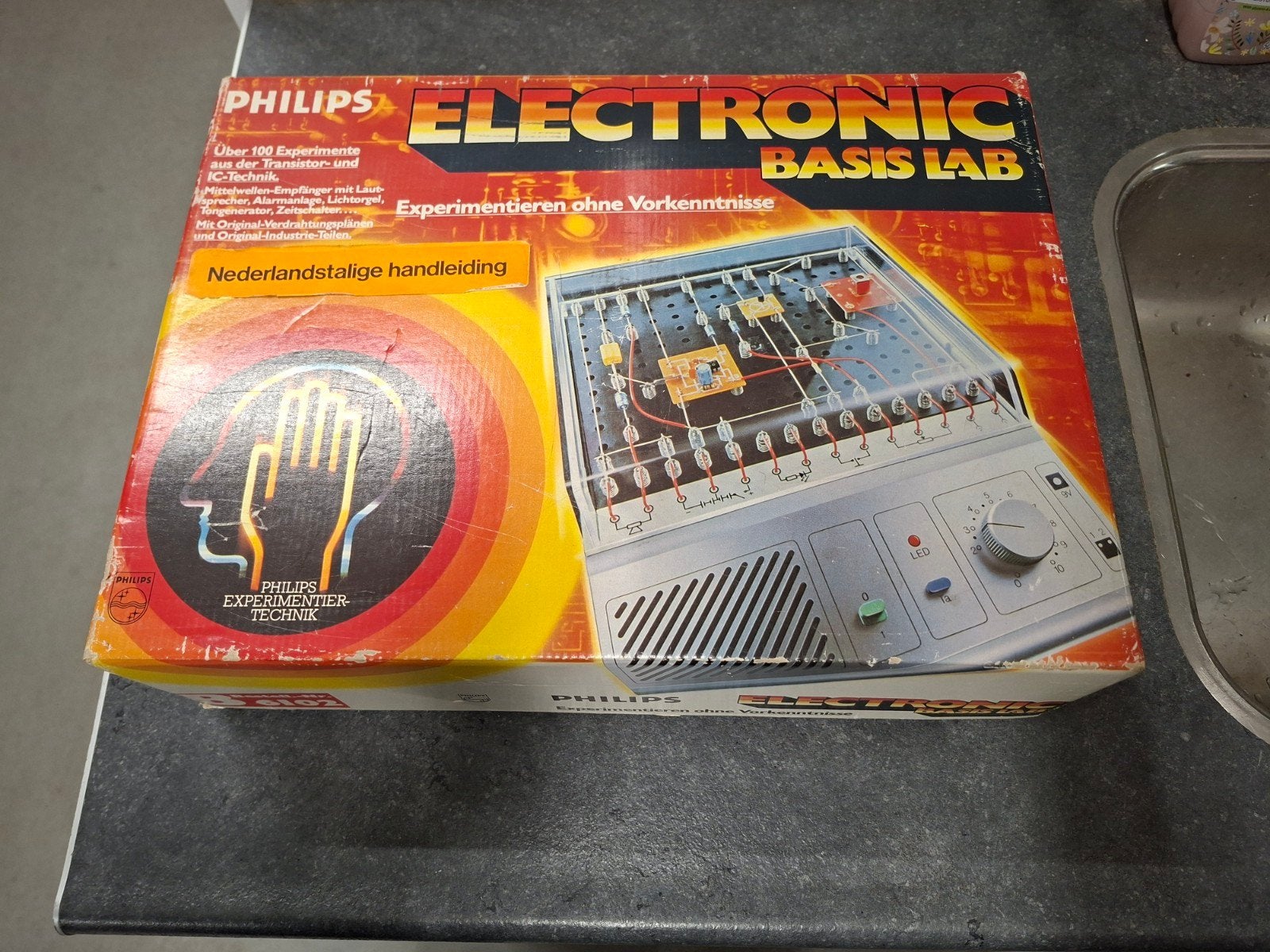 Philips nr 6102 Electronic Basis Lab, Verzamelen, Overige typen, Ophalen of Verzenden, Philips, Onbekend