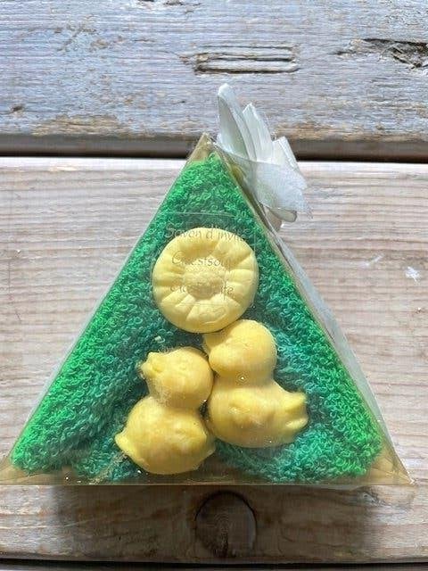 3 x klein geel zeepje. Een bloem en 2 kleine eendjes. NIEUW., Ophalen, Nieuw, Overige typen